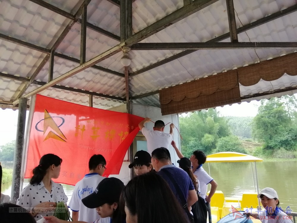 180512xhcy212.jpg