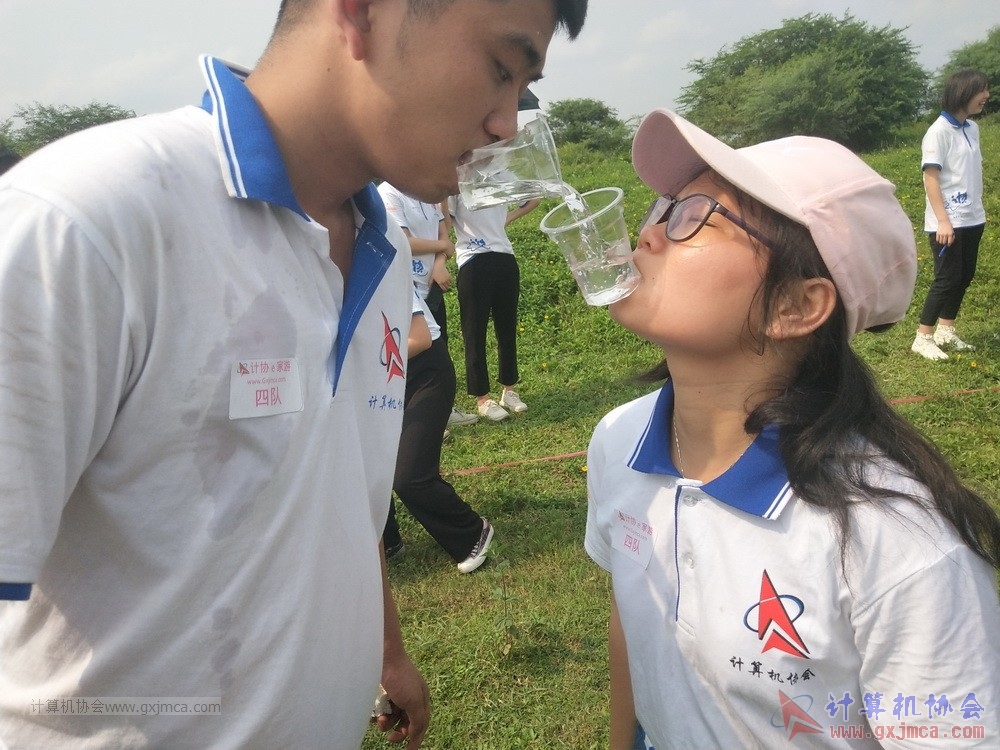 180512xhcy288.jpg