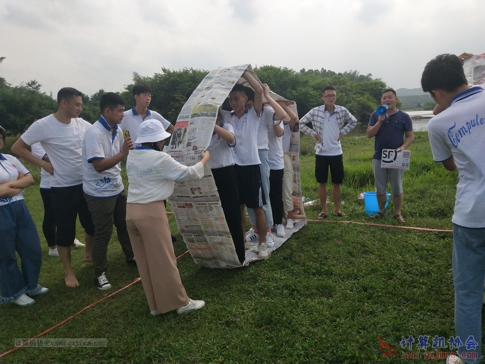 180512xhcy299.jpg