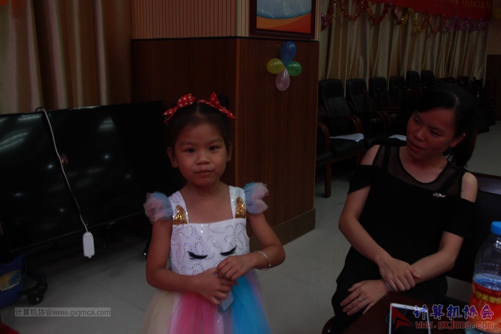 20190615qxhclssznghxh14ssrparty217.JPG