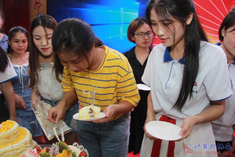 20190615qxhclssznghxh14ssrparty462.JPG