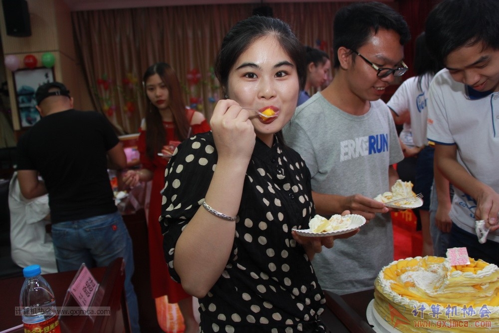 20190615qxhclssznghxh14ssrparty475.JPG