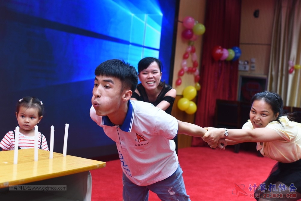 20190615qxhclssznghxh14ssrparty720.JPG