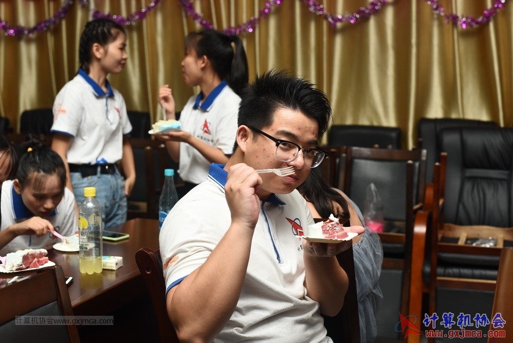 20190615qxhclssznghxh14ssrparty825.JPG