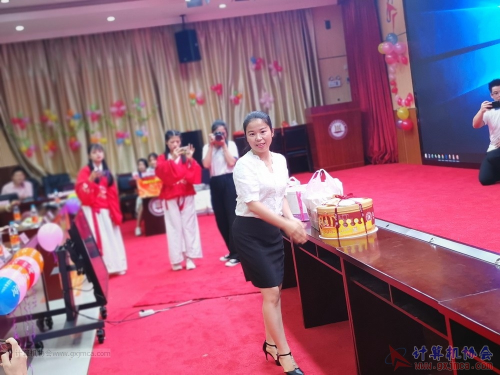 20190615qxhclssznghxh14ssrparty1171.jpg