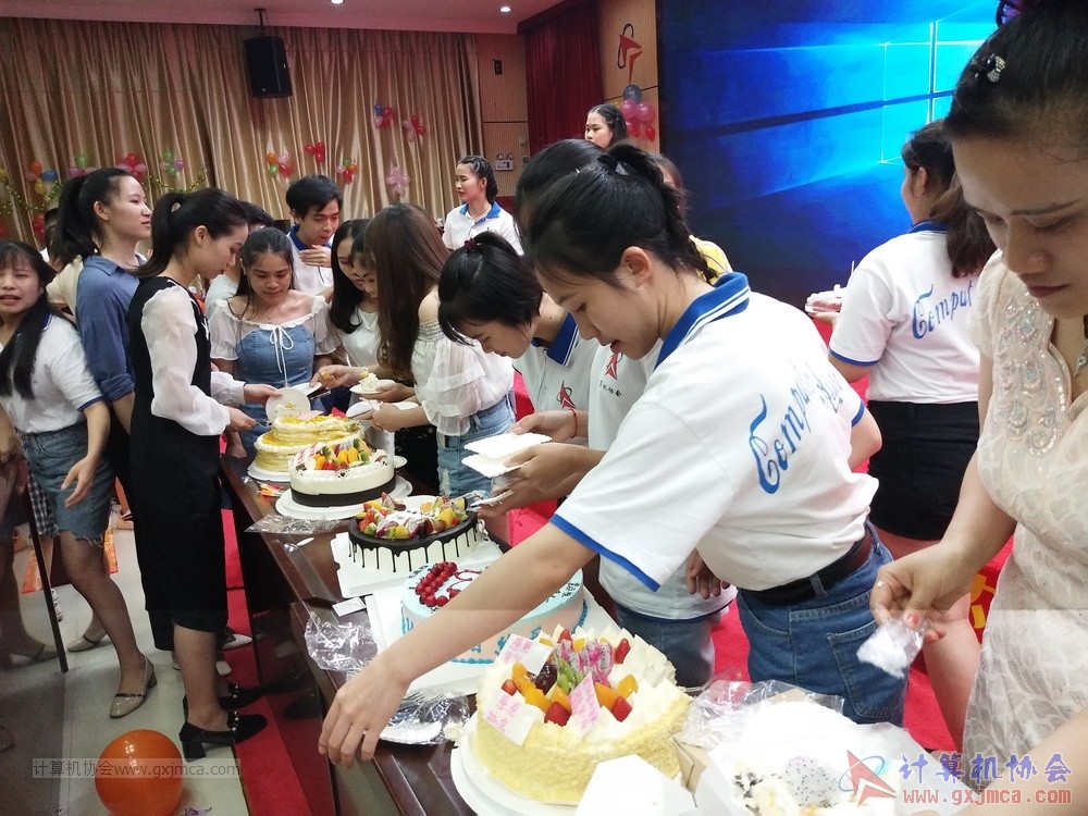 20190615qxhclssznghxh14ssrparty1234.jpg