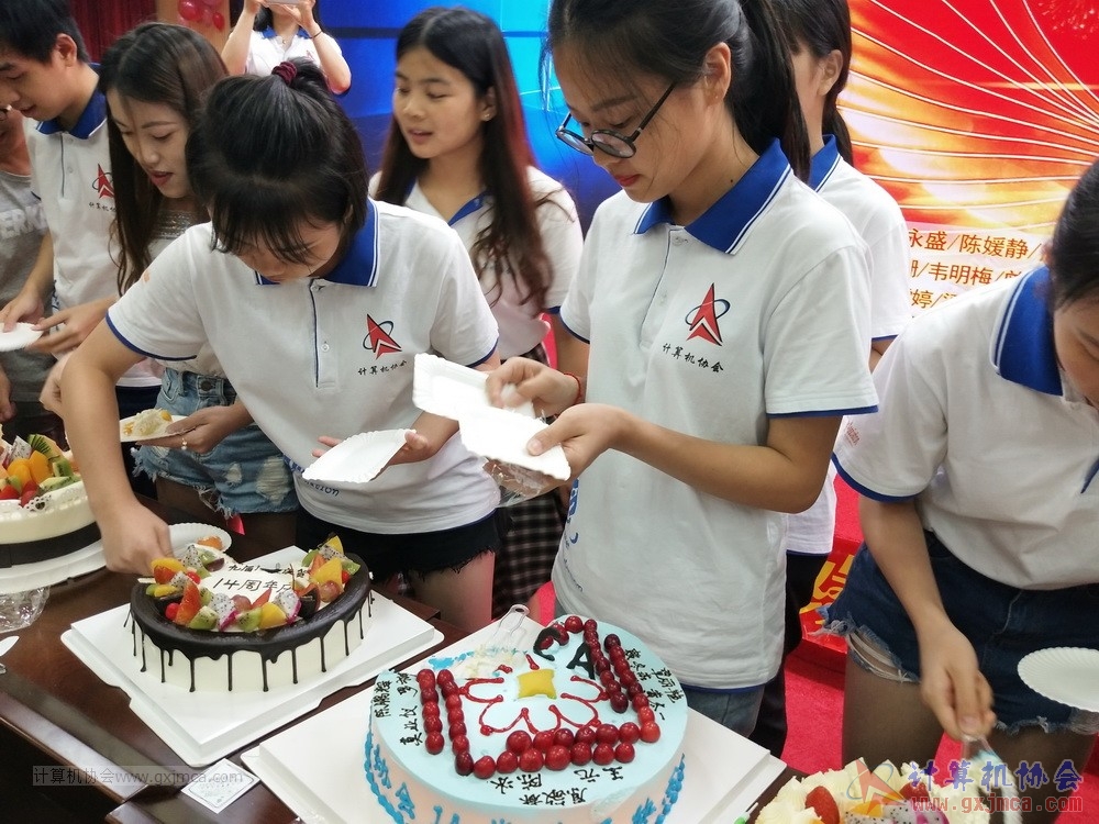 20190615qxhclssznghxh14ssrparty1238.jpg