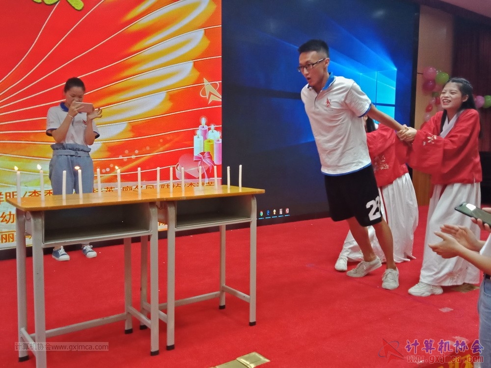 20190615qxhclssznghxh14ssrparty1337.jpg