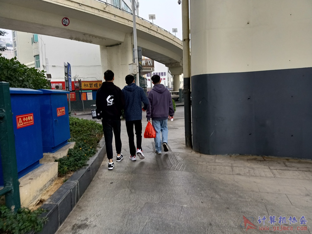 201226nnbwg004.jpg