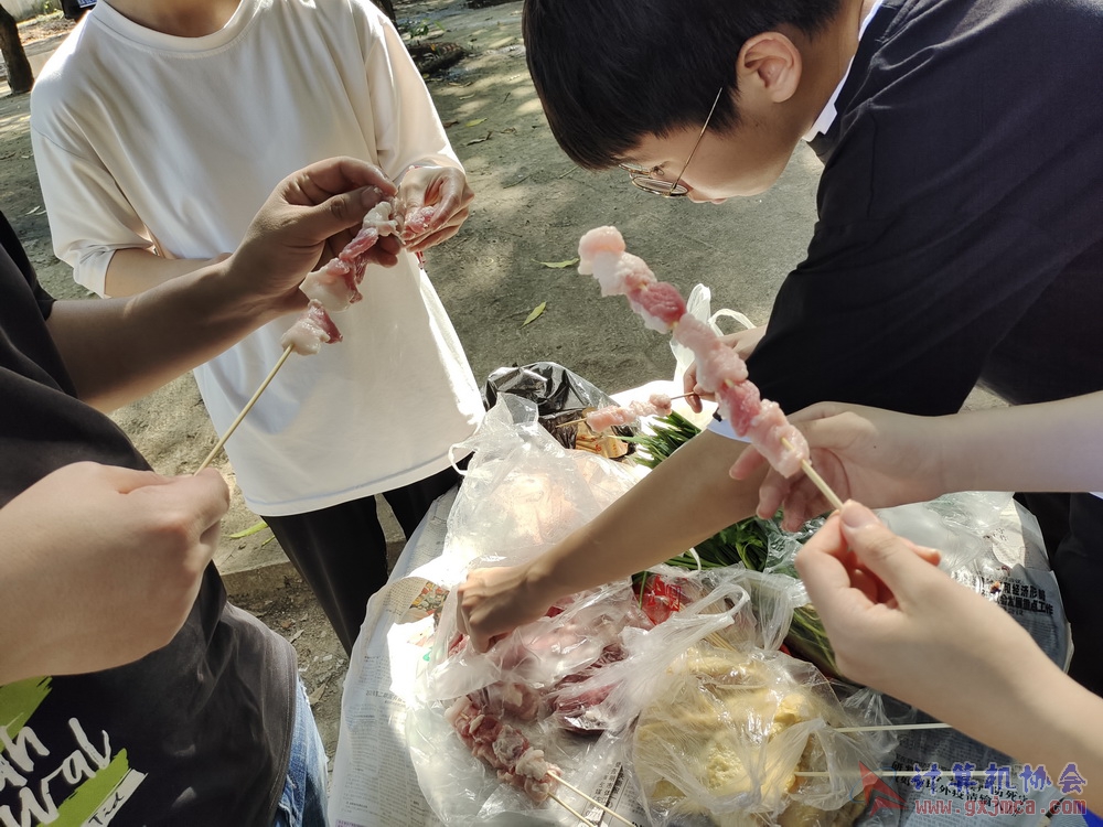 230416CAskly040.jpg