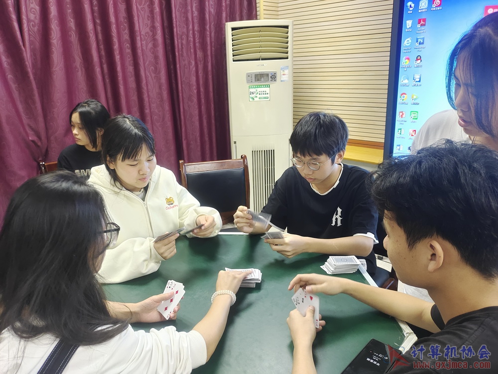 230512CA18znqcbh004.jpg
