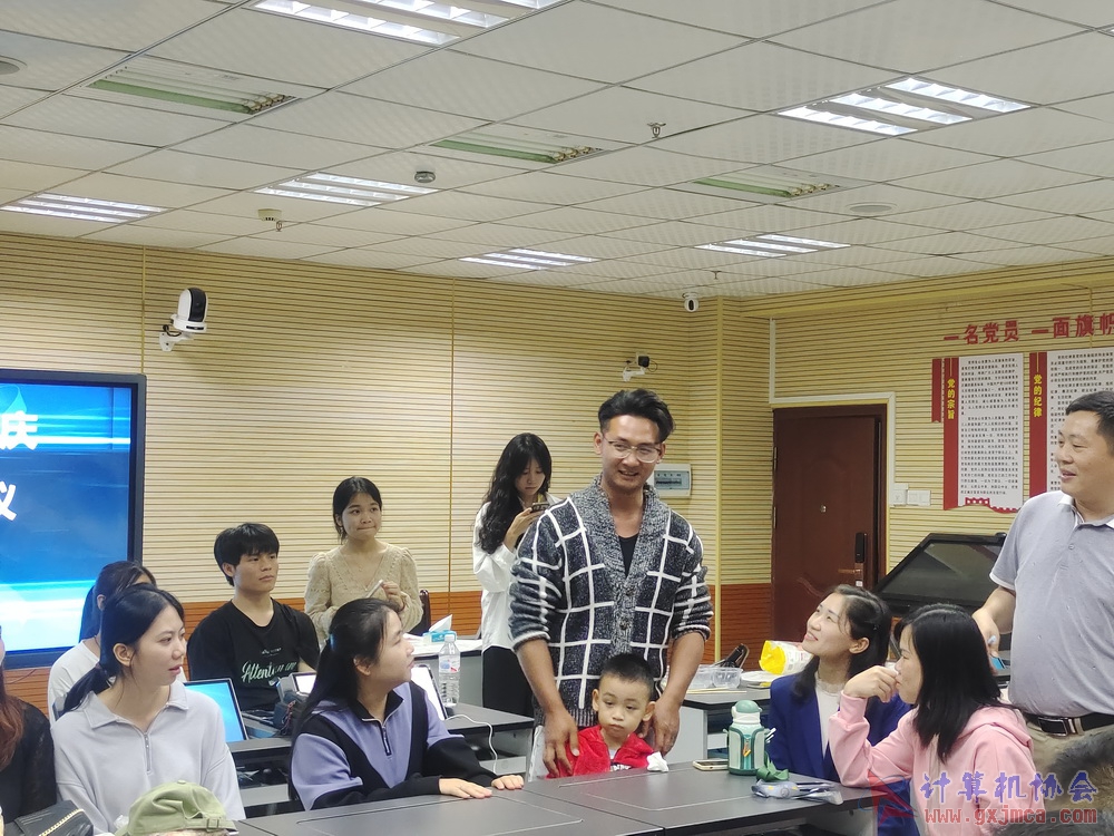 230512CA18znqcbh159.jpg