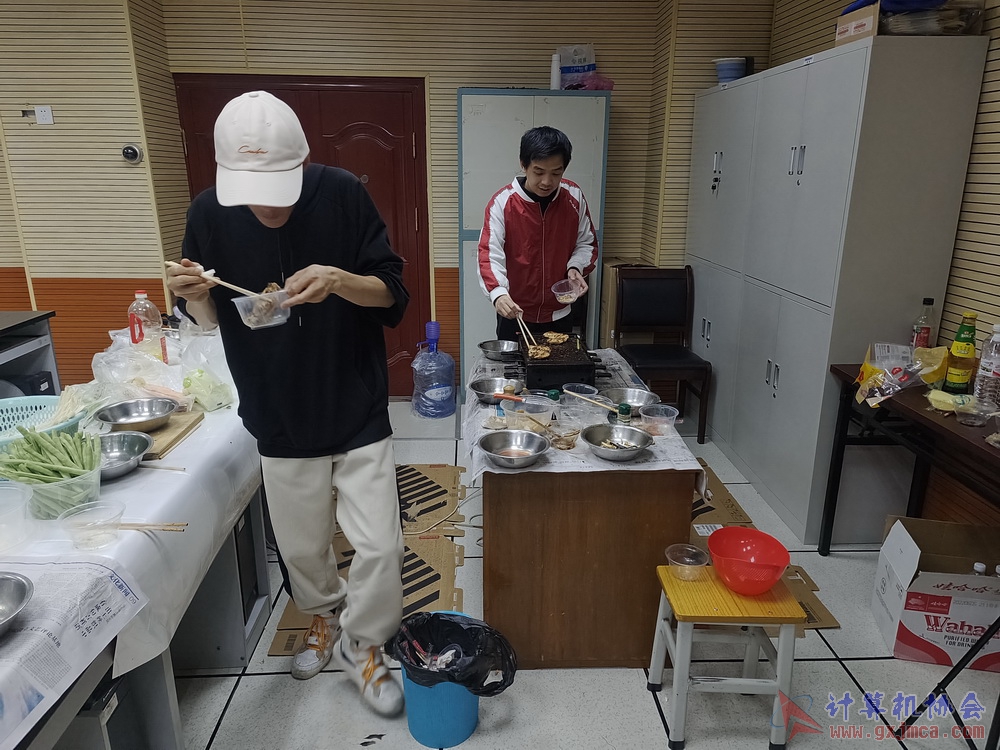 230512CA18znqcbh012.jpg