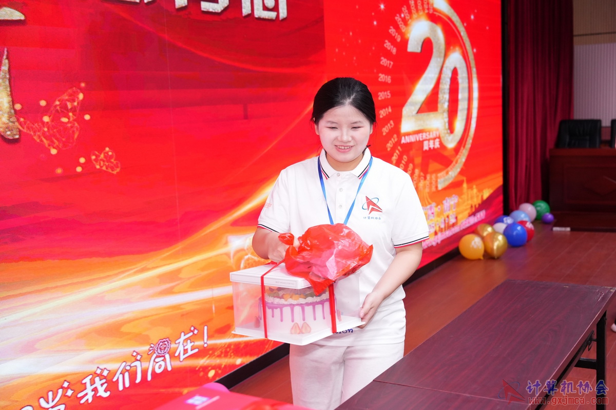 250621CA1292.JPG