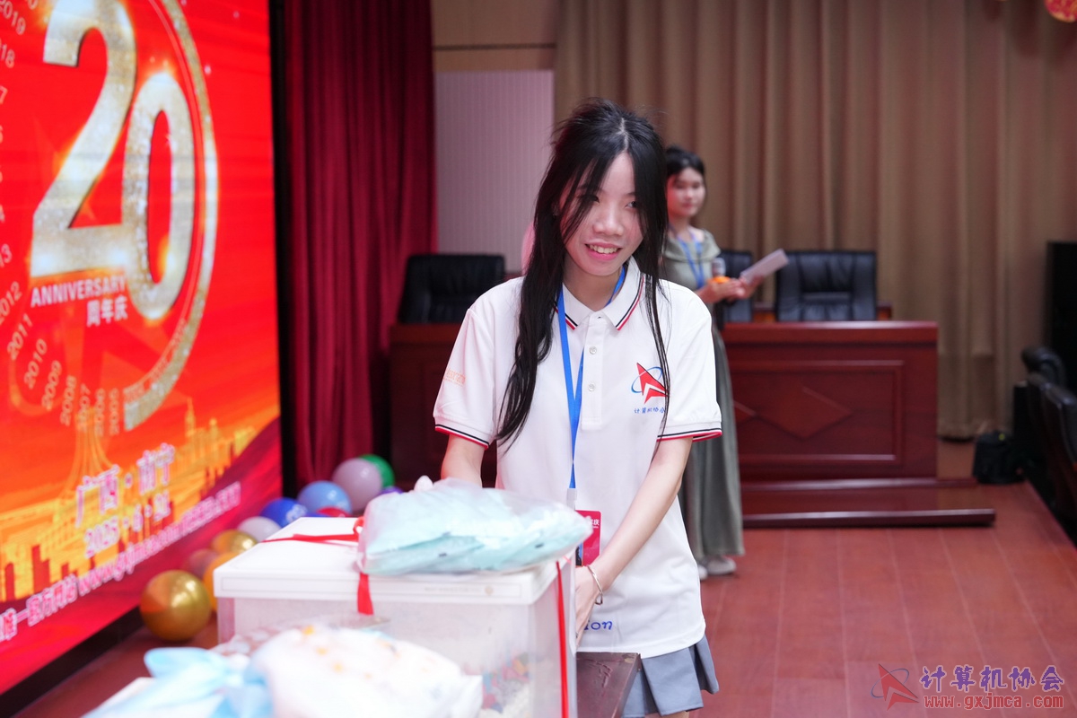250621CA1318.JPG