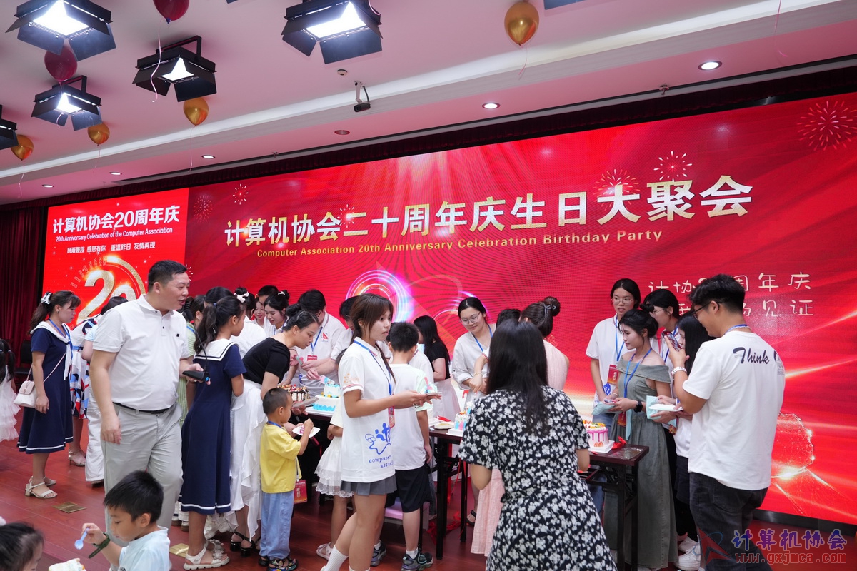 250621CA1384.JPG