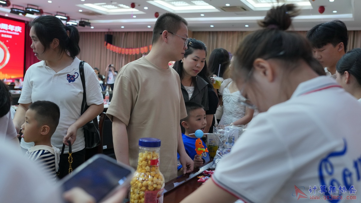 250621CA1487.JPG