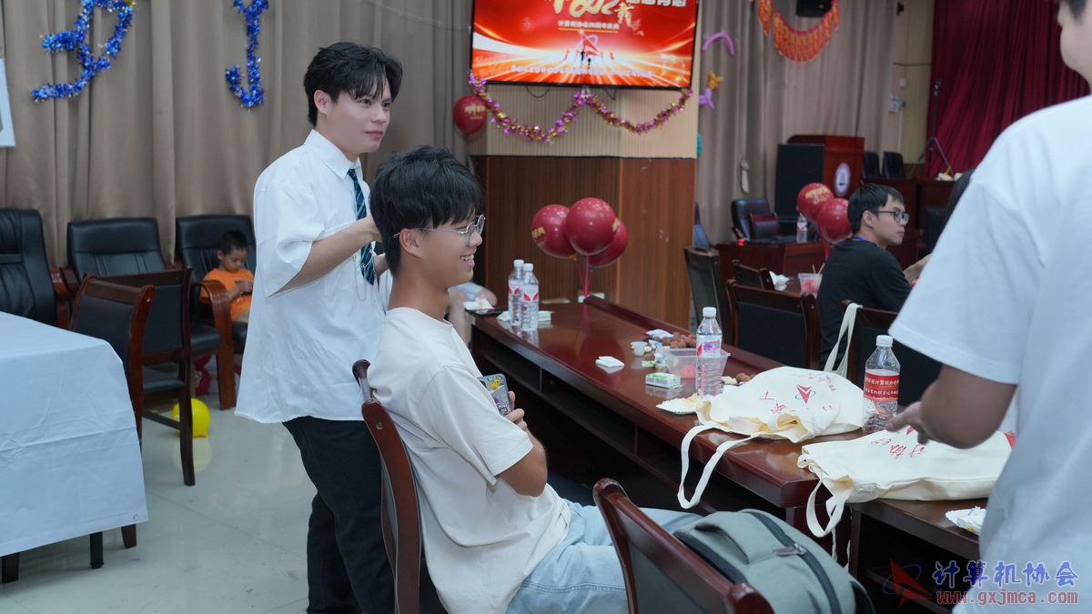 250621CA1710.JPG