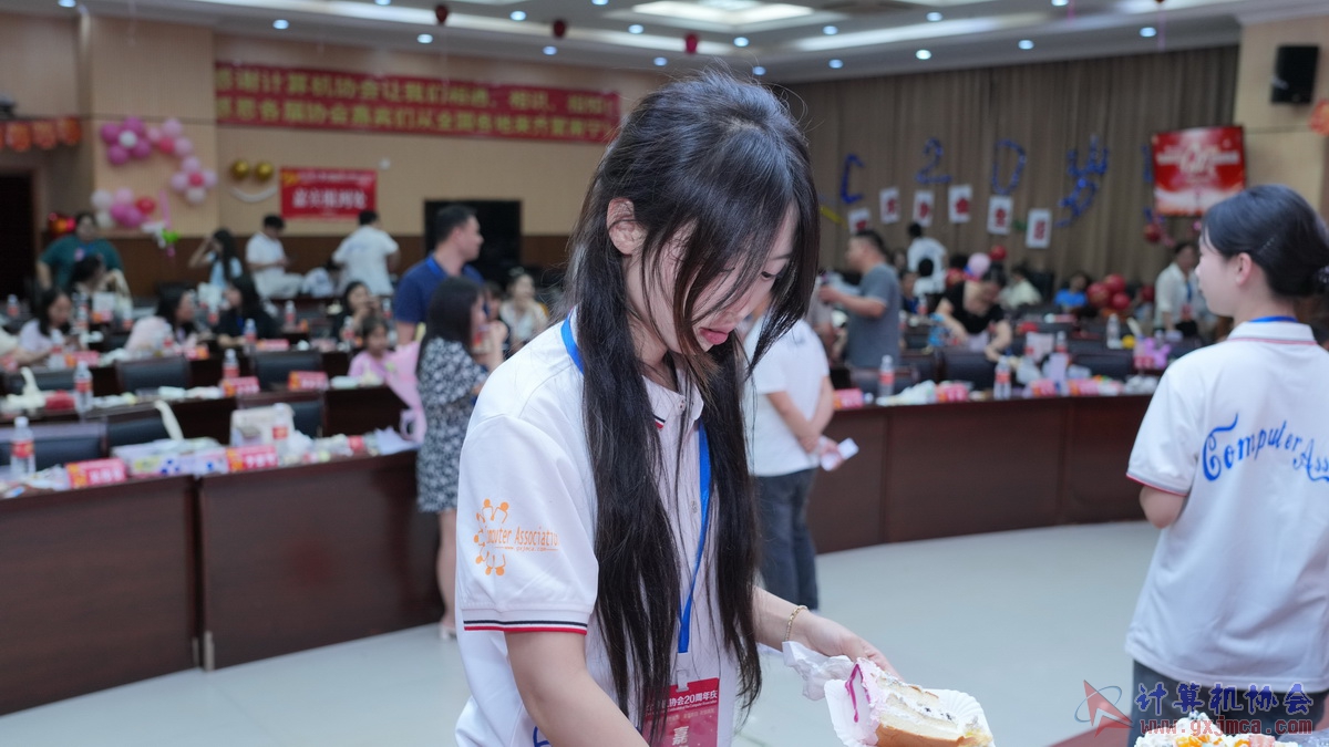 250621CA1728.JPG