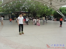 20130324宣传部自由组织金茶花公园溜冰活动（03）