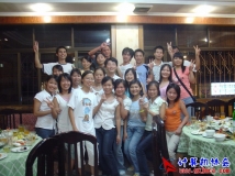 2005-08-30计算机协会委员会03级成员毕业聚餐于'好吃廊'（04）
