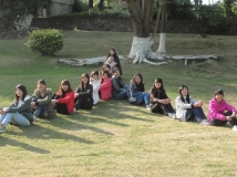 2011-12-10协会人事部药用植物园交流联谊活动（02）