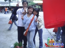 2006-05-14协会委员会全体成员与指导老师大王滩户外联谊活动\邓丽相机(01)