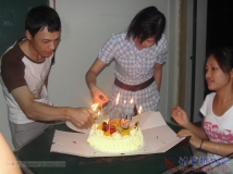 20130612协会庆七届会长生日及成员共度端午节(06)