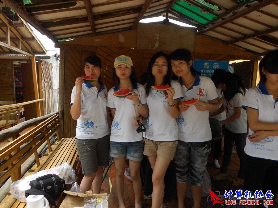 120602ca3024.jpg