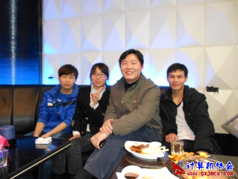 120311cakg188.jpg