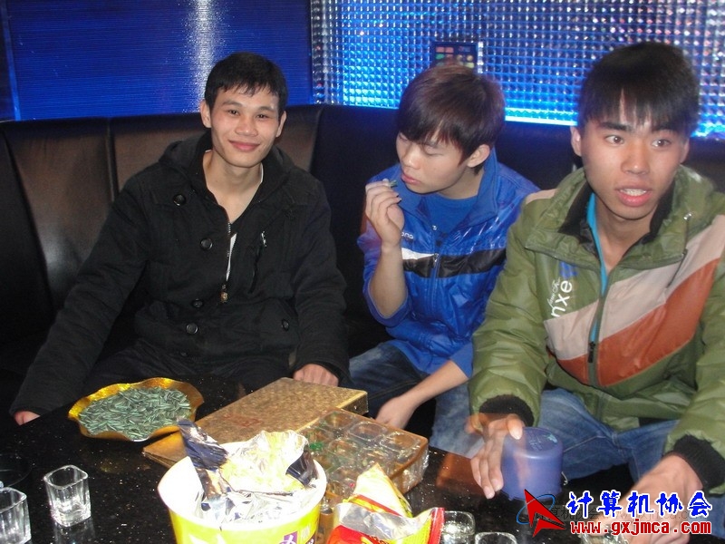 120311cakg014.JPG