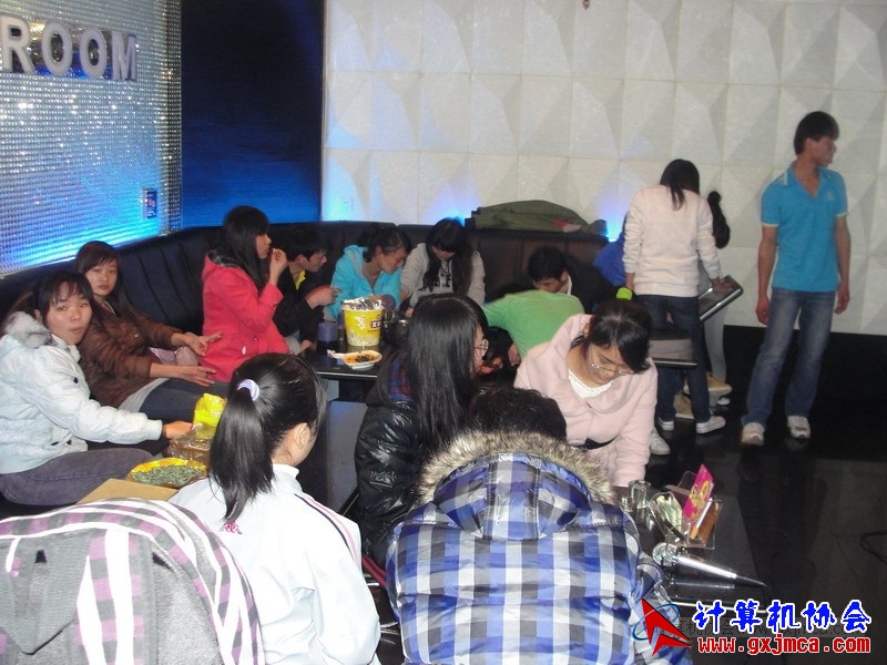 120311cakg053.JPG