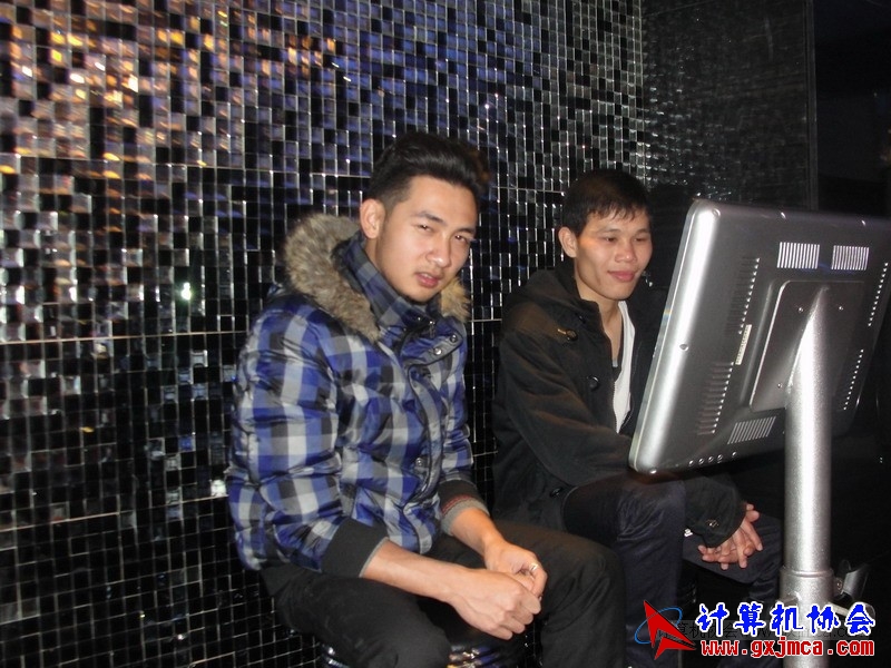 120311cakg064.JPG