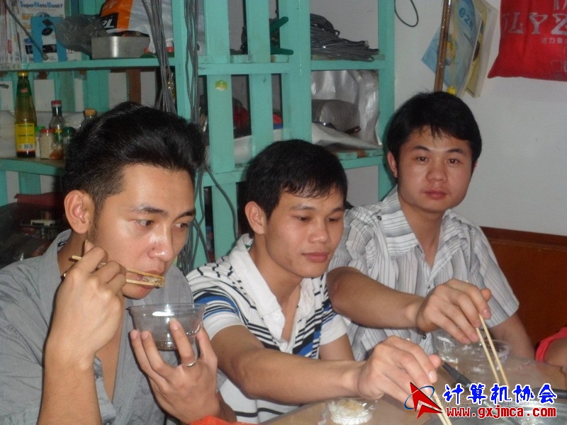 120317cakg248.JPG