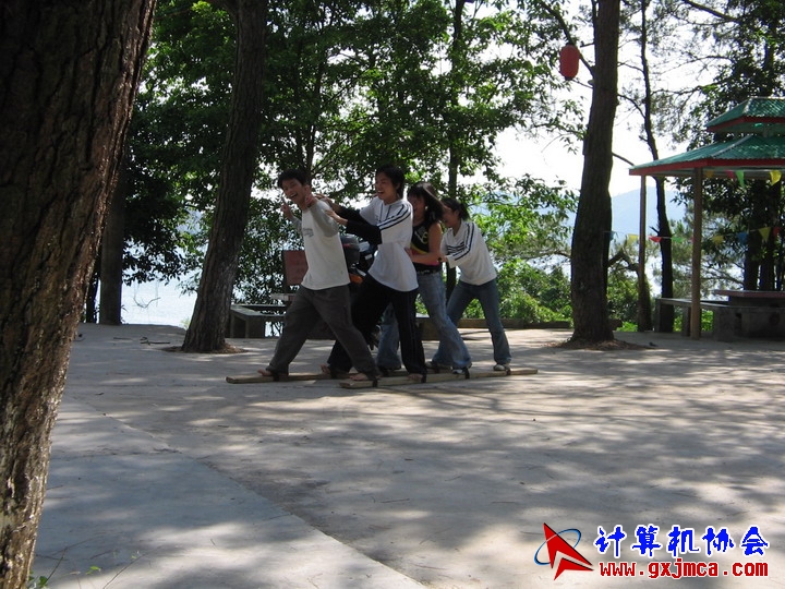 060514CA0375.jpg