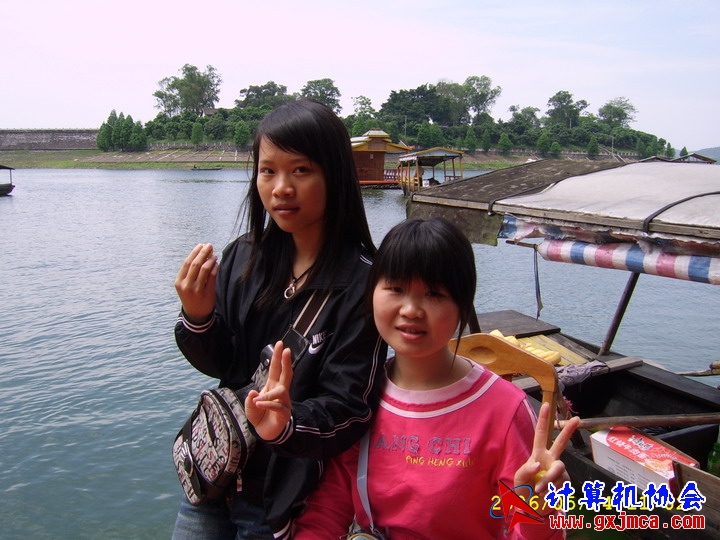 060514CA0885.JPG
