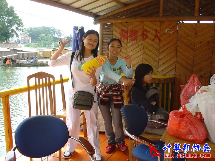 060514CA0987.JPG