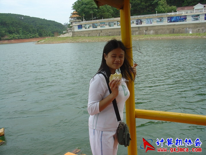 060514CA1003.JPG