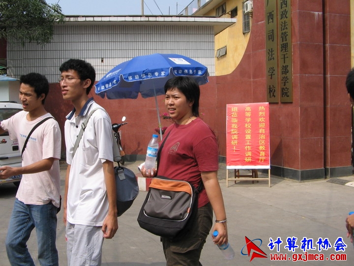 061021CA060.jpg