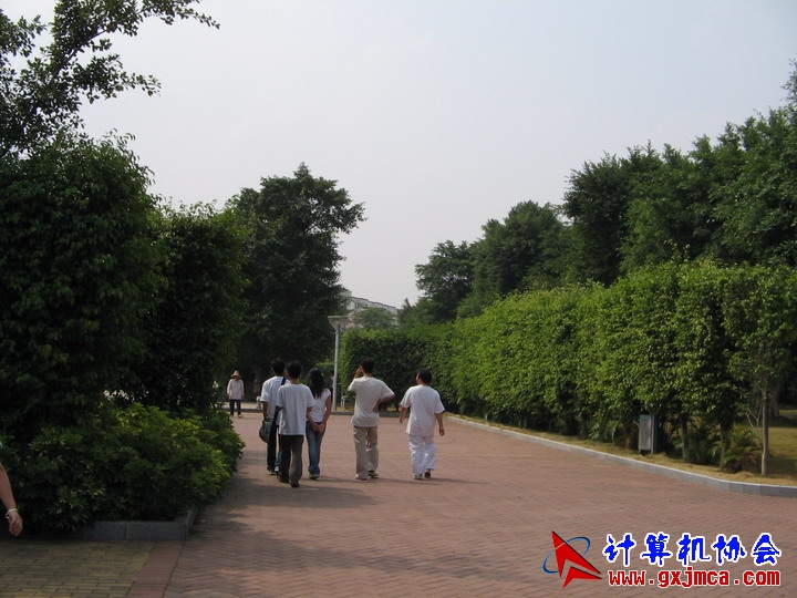 061021CA093.jpg