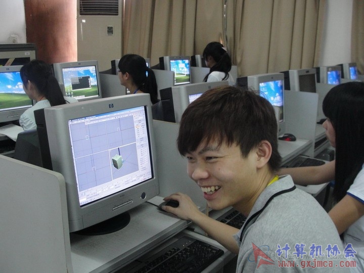 120424px2012.JPG