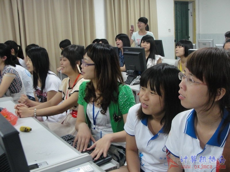 120502ca208.JPG