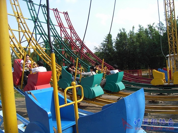 071029XCB262.jpg