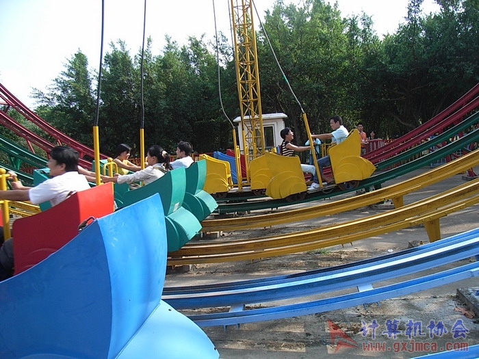 071029XCB261.jpg