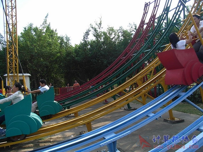 071029XCB265.jpg