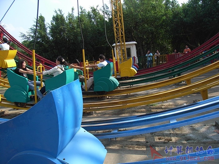 071029XCB267.jpg