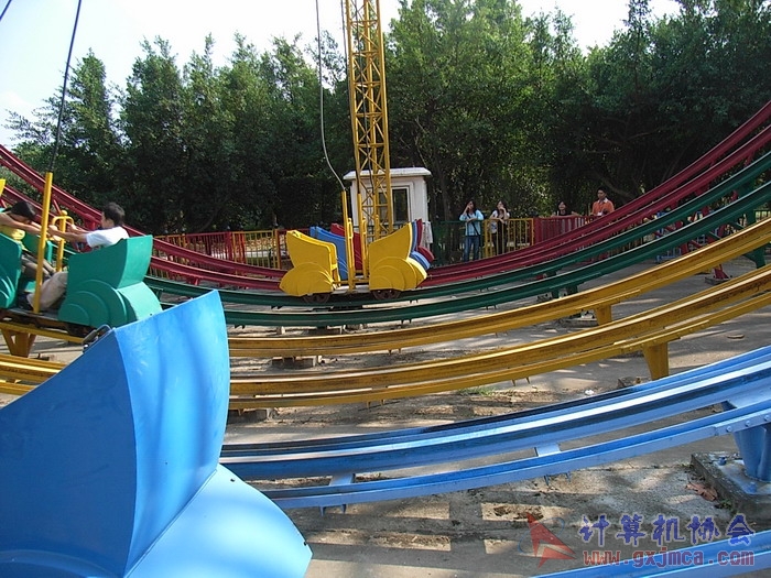 071029XCB269.jpg