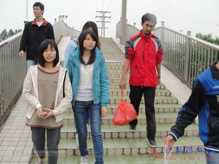 121202cagb104.JPG