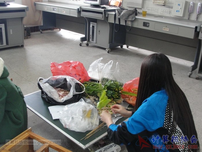 121202cagb137.JPG