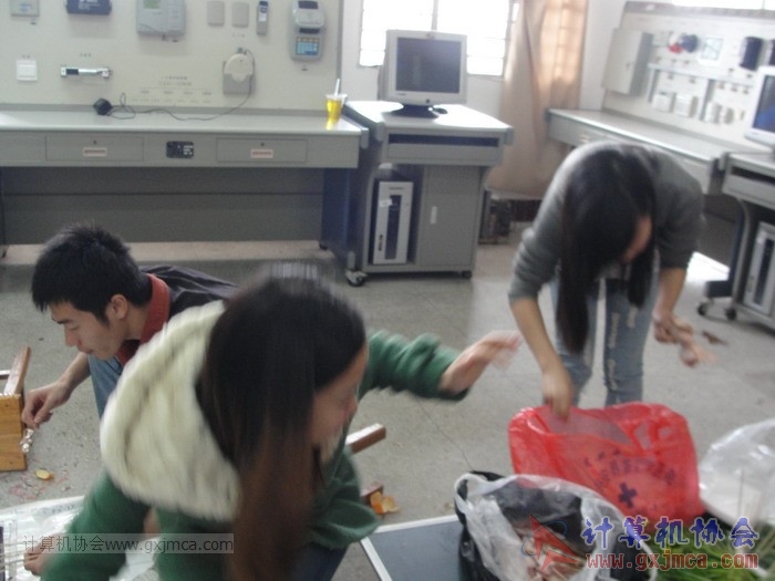 121202cagb138.JPG